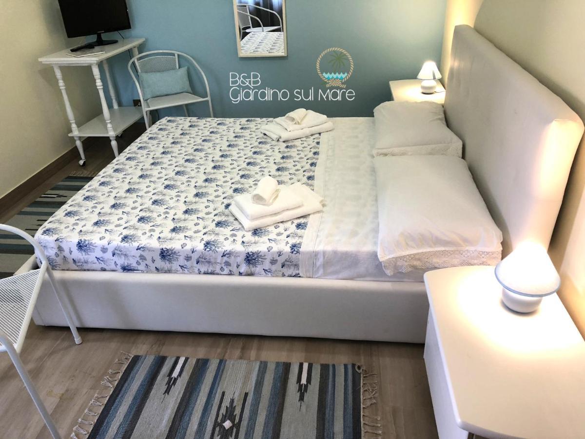 Giardino Sul Mare Bed & Breakfast Patti Eksteriør bilde