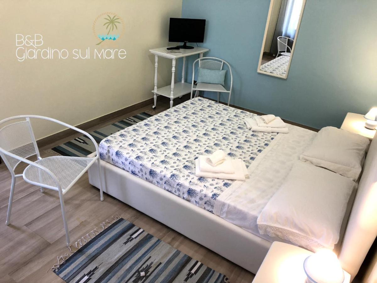Giardino Sul Mare Bed & Breakfast Patti Eksteriør bilde